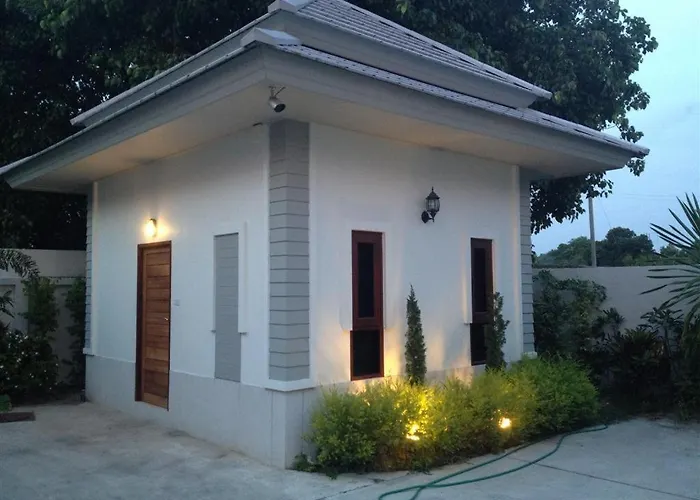The Sixnature Resort Bangsaen