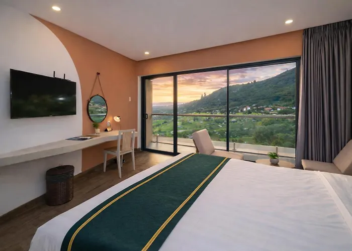 La Cactus Oceanview Resort Quy Nhon