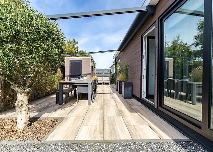 Chalet Julianahoeve Beachhouse Renesse 2645