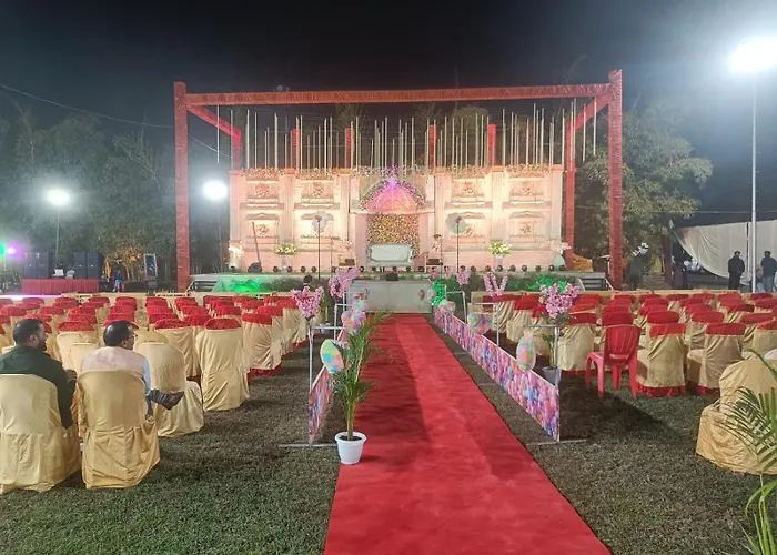 7 Vachan Garden And Resort