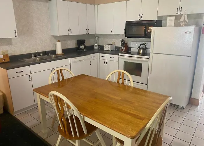 One Bed Condo Unit Near Acadia National Park