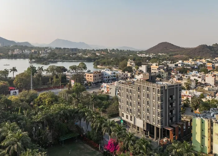Perfectstayz Premium Udaipur By The Lake