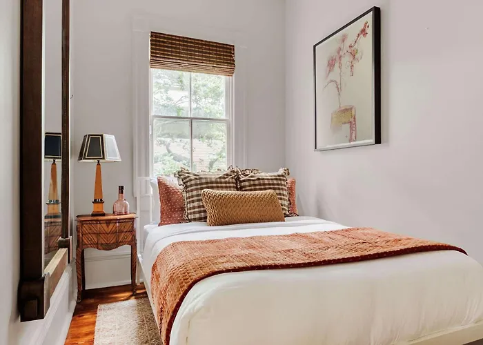 18 Bedroom Garden District Mansion Shared Pool