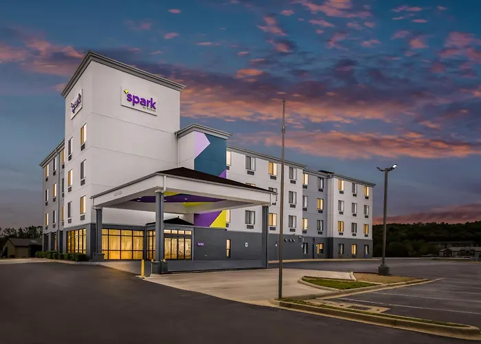 Spark By Hilton Pelham Birmingham I 65