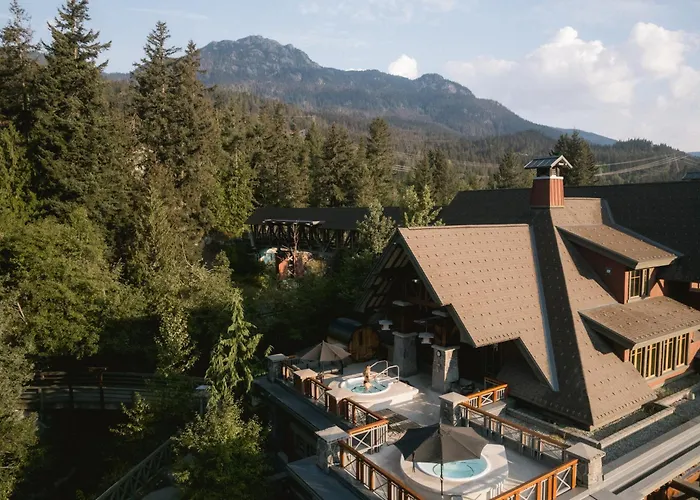 Nita Lake Lodge