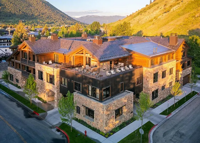 The Rusty Parrot Lodge And Spa