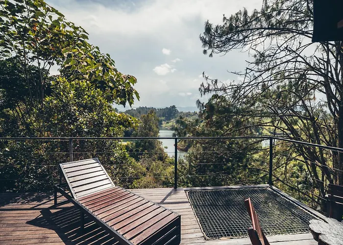 Domus Glamping Guatape