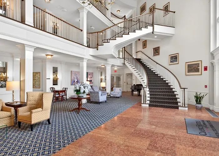 Avon Old Farms Hotel