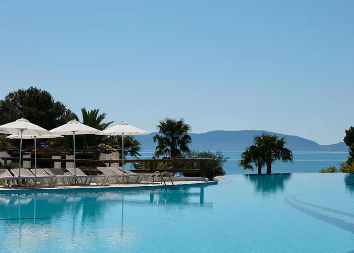 Hydra Beach Resort