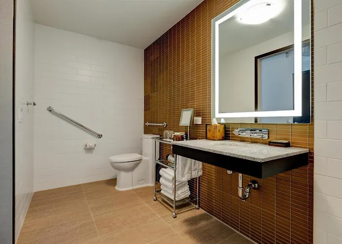 Hotel X Toronto, A Destination By Hyatt Hotel