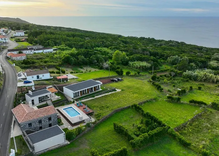 Refugio Dos Capelinhos - Villa E Suites