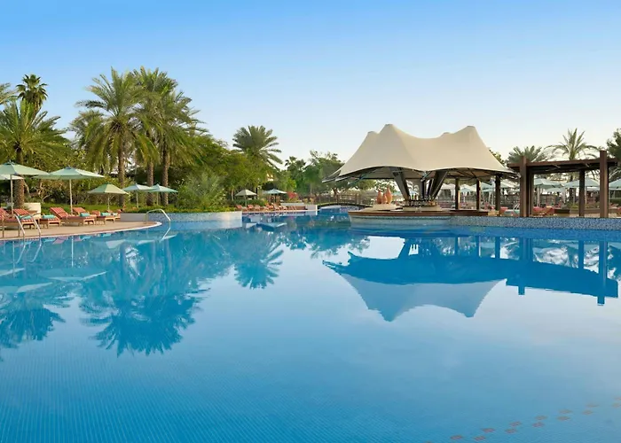 Le Meridien Al Aqah Beach Resort