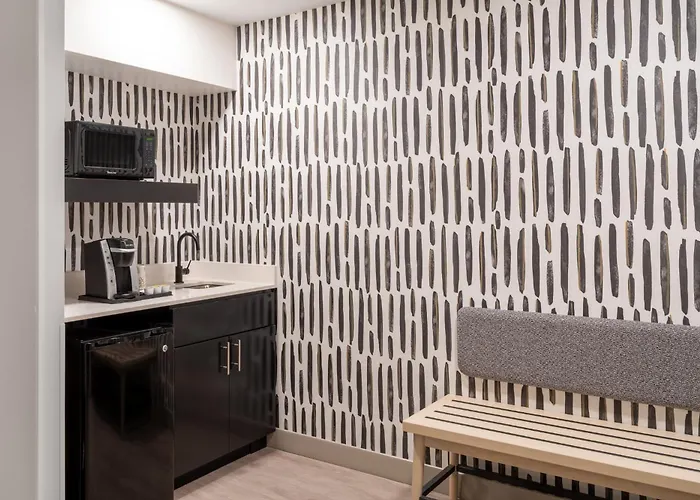 Atwell Suites Austin Airport By Ihg