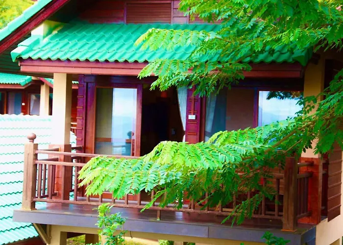 ดอยหมอกดอกไม้รีสอร์ท Doimok Dokmai Resort