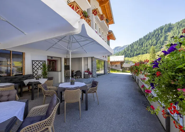 Hotel Sportalmmm, Hoch-Genuss (Adults Only)