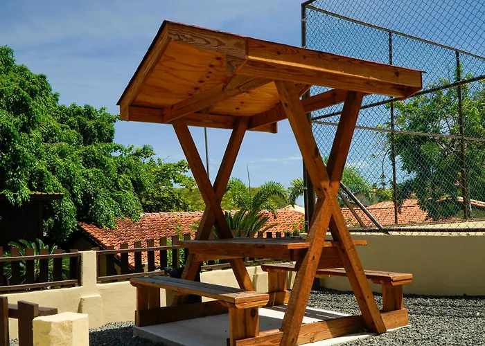 Secret Harbour Boutique Hotel And Marina