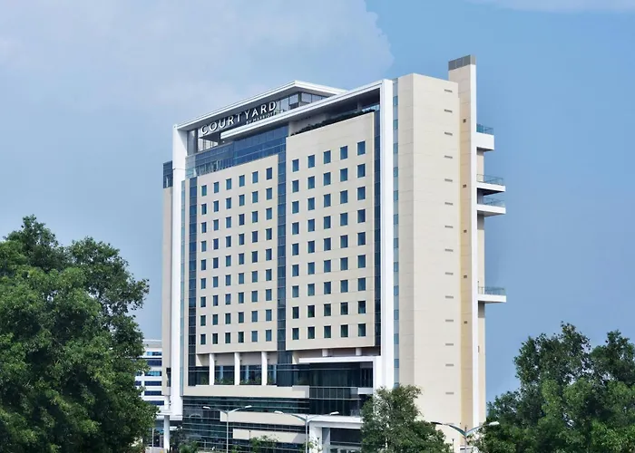 Courtyard By Marriott Kochi Infopark