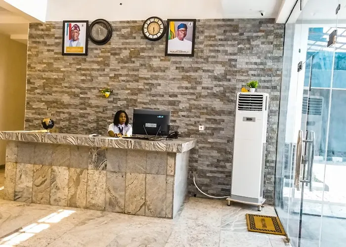 Royal Modak Resort & Hotel