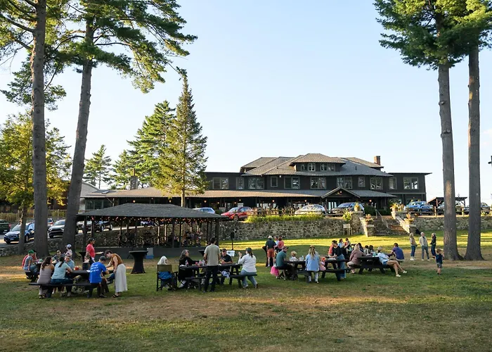 Lodge At Schroon Lake