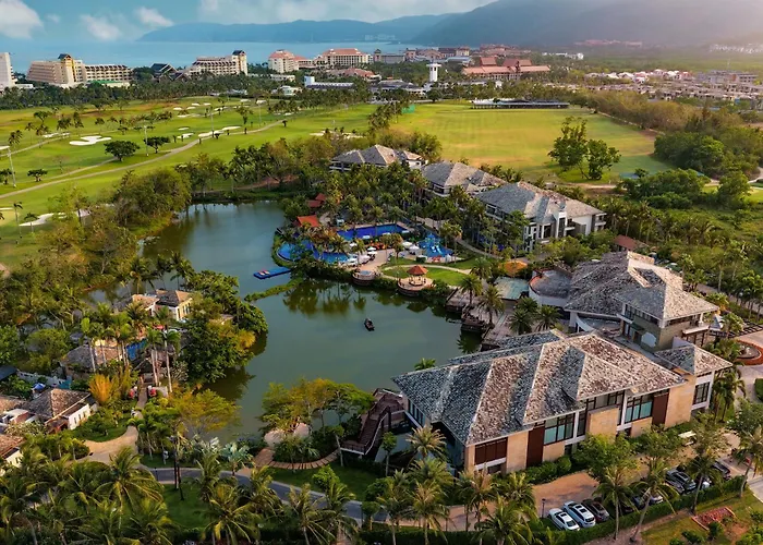 Grand Metropark Villa Resort Sanya Yalong Bay