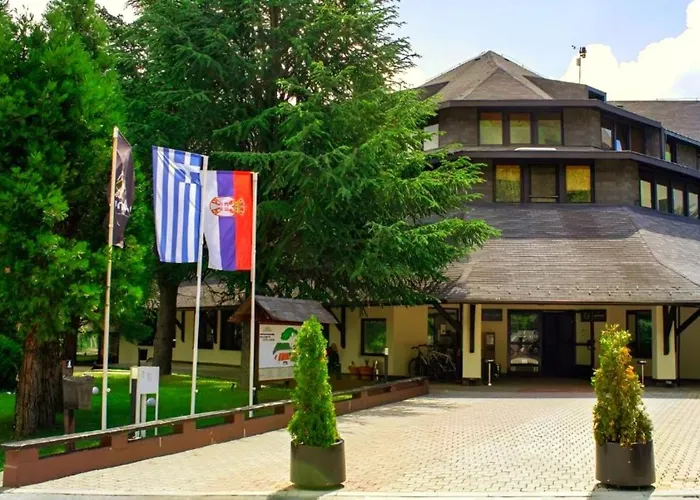 Hotel Junior