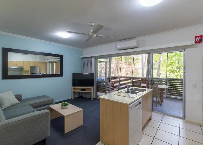Yamba Resorts