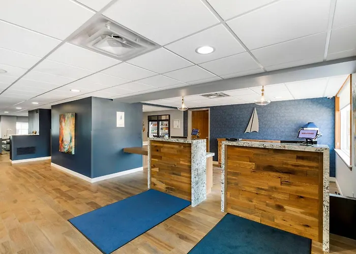The Harborview On Lake Michigan, An Ascend Collection Hotel