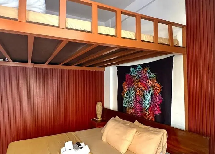 Lazerena Lodge