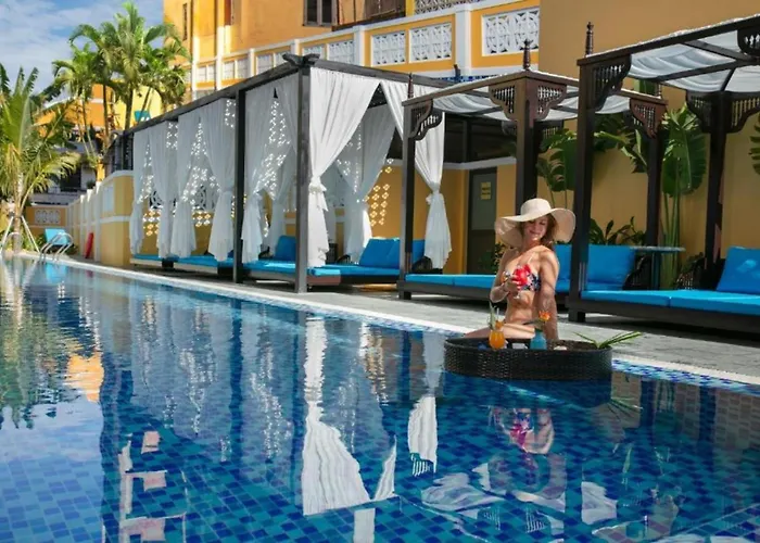 La Charm Hoi An Hotel - Peaceful Boutique In Old Town