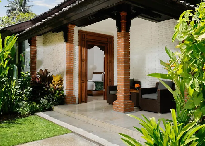 Candi Beach Resort & Spa