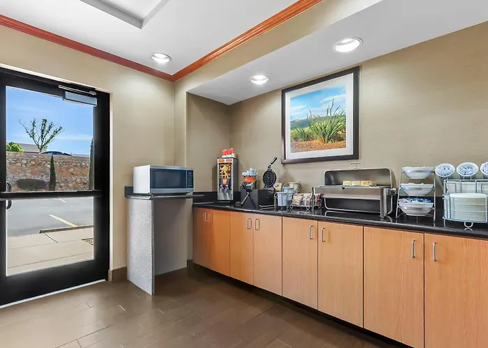 Comfort Suites El Paso West