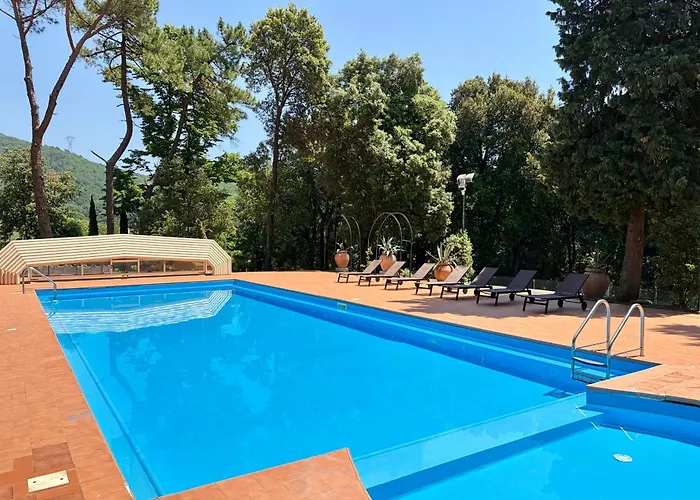 Villa Del Parco In Tuscany