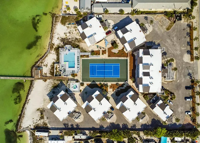 Soundside Holiday Beach Resort
