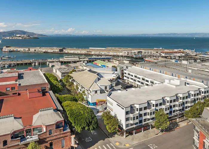 Courtyard By Marriott Fishermans Wharf