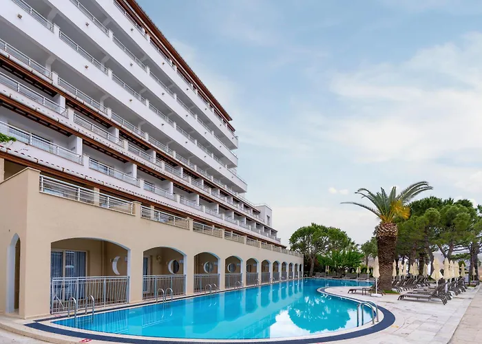 Batihan Beach Resort & Spa