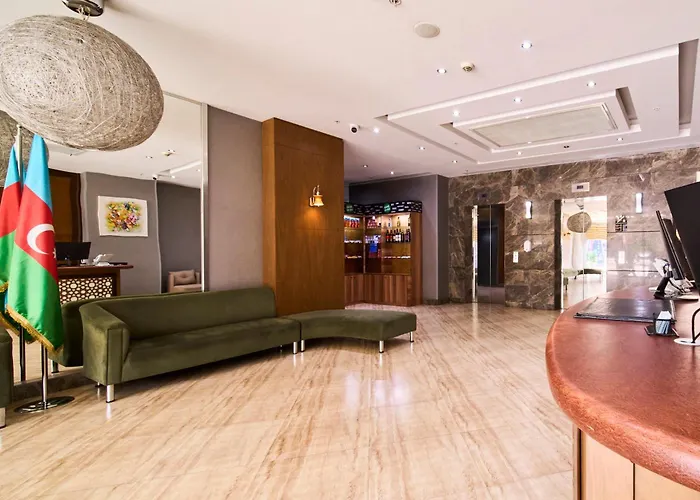 Parkside Hotel & Apartments