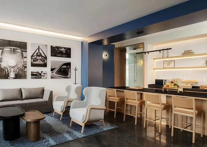 Courtyard By Marriott Mexico City Airport