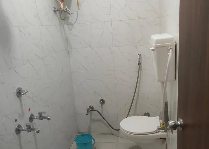 Hotel O Somnath