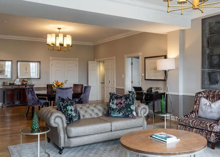 Four Seasons Hotel The Westcliff