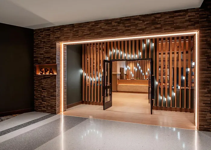 Harrah'S Cherokee Valley River Hotel & Casino - A Caesars Rewards Destination