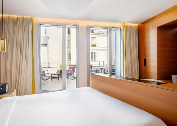 Renaissance Paris Republique Hotel & Spa