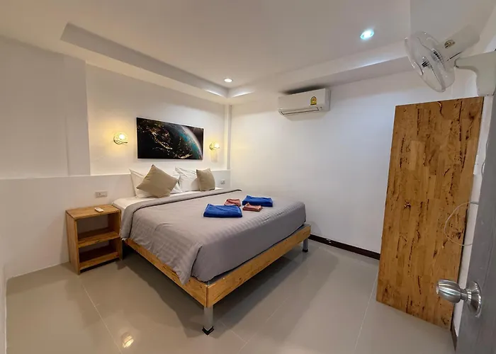 Cheeva Beach Resort