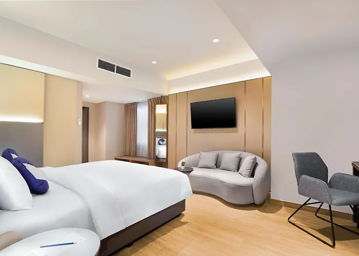 Fox Hotel Nagoya Batam