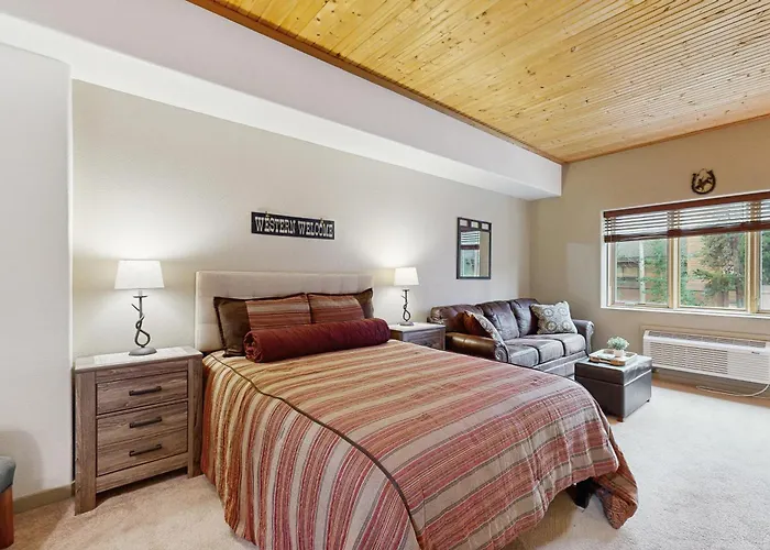 Gateway Studio Getaway