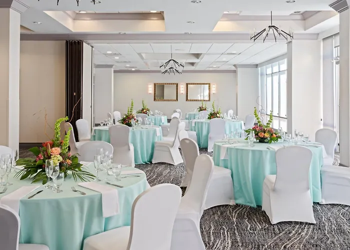 Crowne Plaza Melbourne-Oceanfront By Ihg