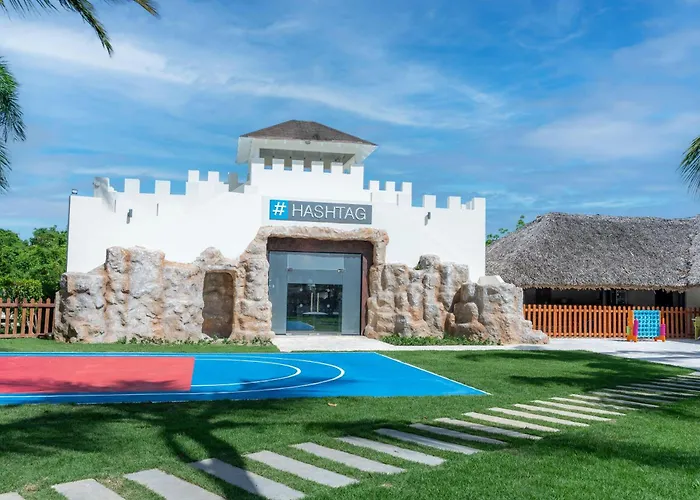 Wyndham Alltra Punta Cana All Inclusive Resort