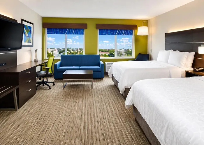 Holiday Inn Express Wixom By Ihg
