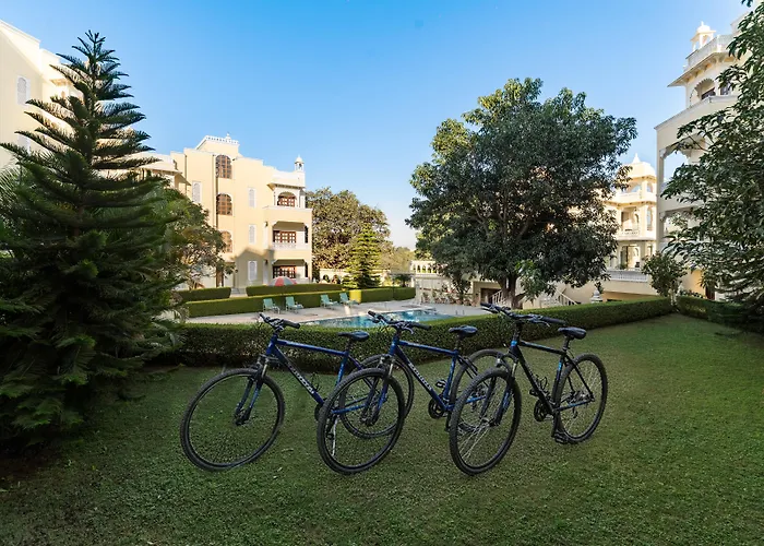 The Everest Hill Resort Suites With Jacuzzi Spa - Resort In Kumbhalgarh