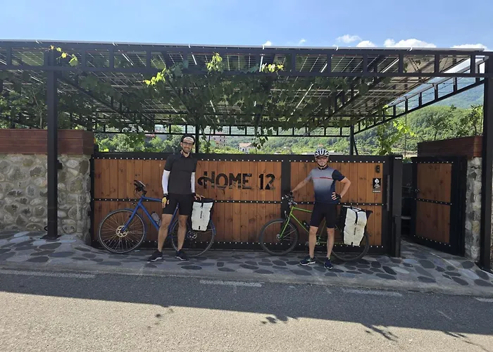 Home 12
