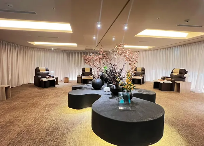 Via Hotel Breeze